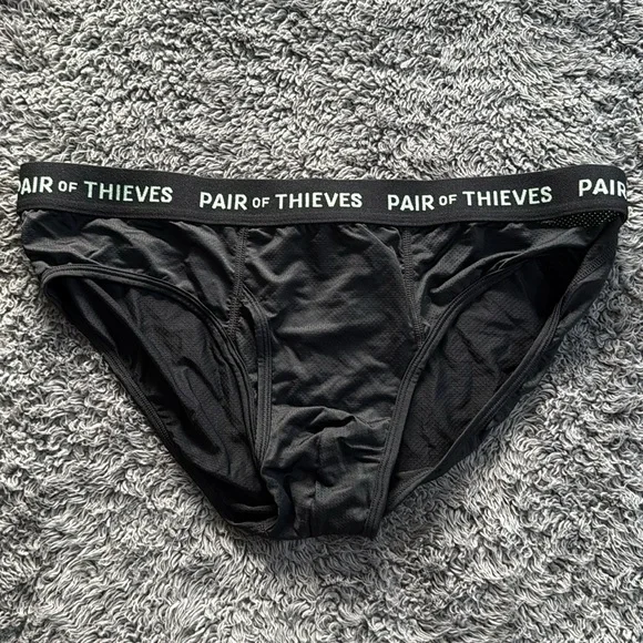 Black (light green) Pair of Thieves Briefs - XL - Picture 1 of 4